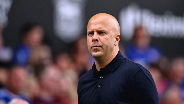 Arne Slot “Liverpul”un baş məşqçisi postunu tərk edə bilər