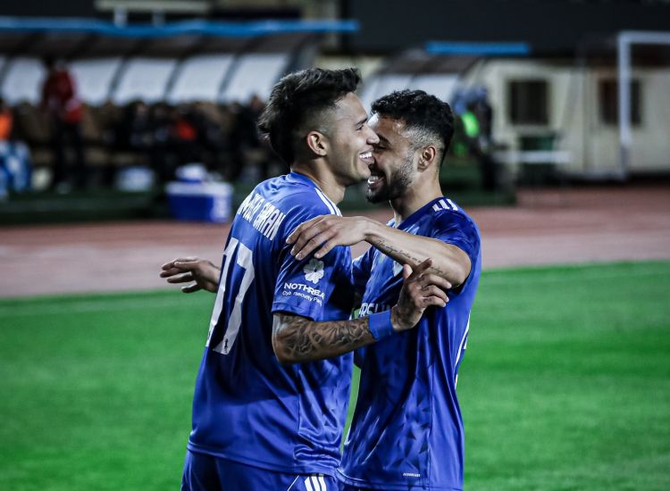 Amerikalıların 10-cu het-triki  - 35-ci legioner