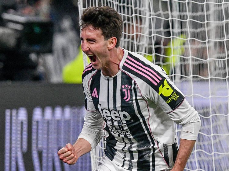 "Yuventus" əsas oyunçusu ilə yollarını ayırmağa hazırdır