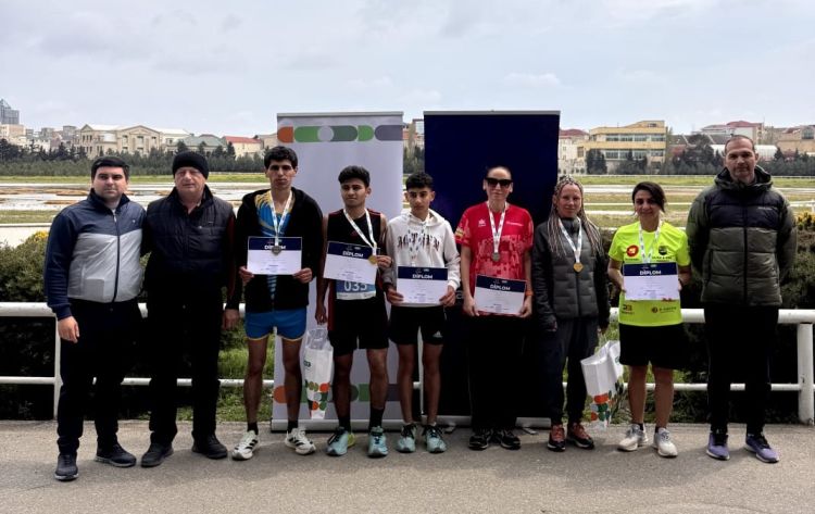 Kros qaçışında ölkə çempionları bəlli olub