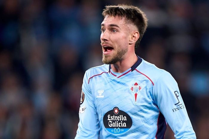 Minqesa üçün İngiltərə nəhəngləri növbəyə düzüldü