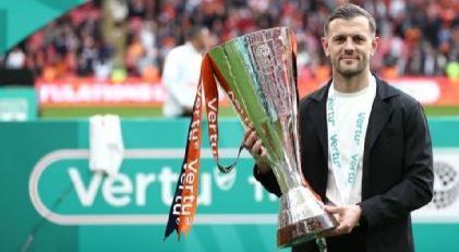 Cek Uilşir baş məşqçi kimi ilk titulunu qazandı