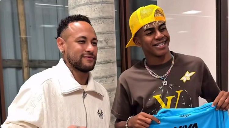 "Neymar mənim uşaqlıq kumirimdir"