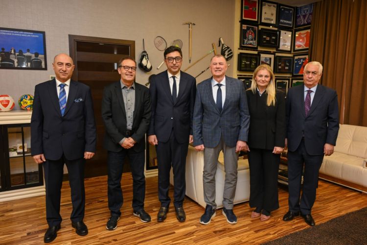 Fərid Qayıbov Avropa Atletika Assosiasiyasının prezidenti ilə görüşüb