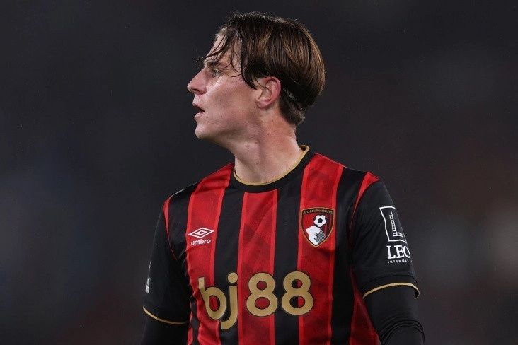 “Çelsi” Enso Fernandesin əvəzləyicisini “Bornmut”da tapdı