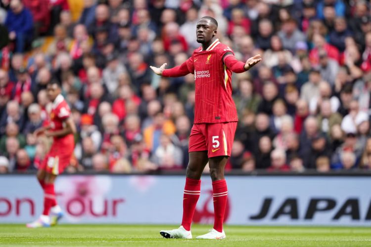 Konate “Liverpul”la 4 illik yeni müqavilə imzalaya bilər