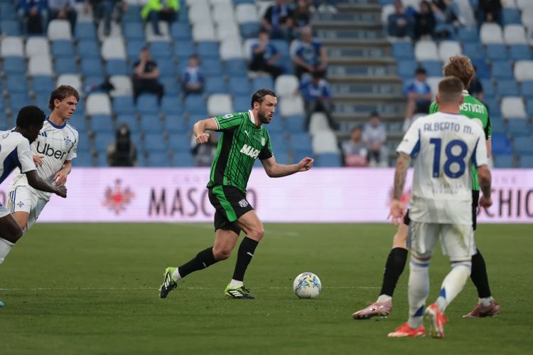 “Sassuolo” evdə “Komо”nu məğlub edib