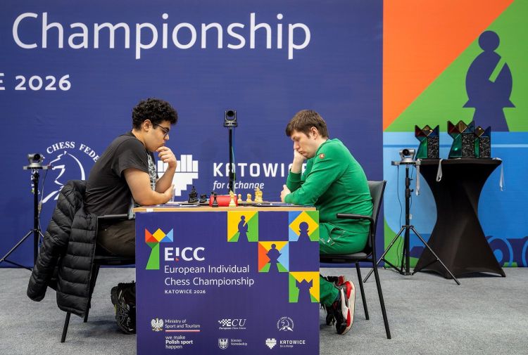 Azərbaycan şahmatçıları Avropa çempionatında iki medal qazandı