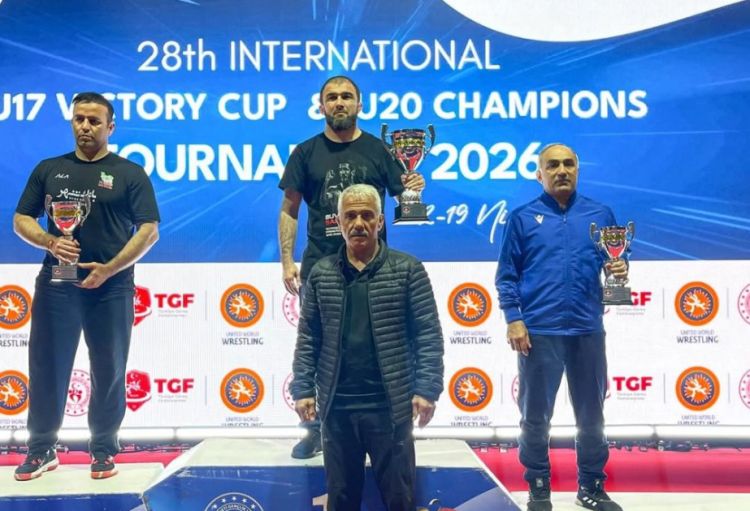 Azərbaycan güləşçiləri “Çempionlar” turnirində 13 medal qazanıb