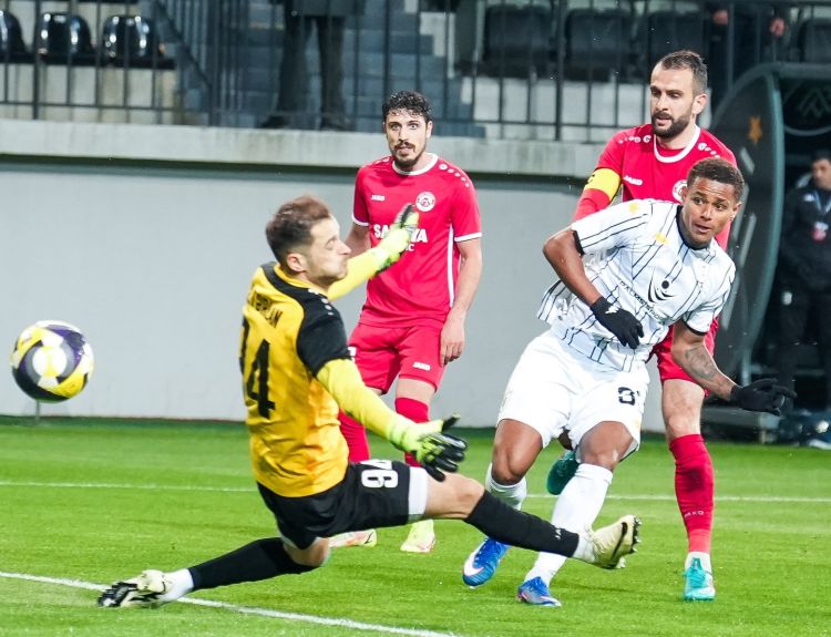 “Neftçi” – “Zirə” matçının nəticələri ağır oldu