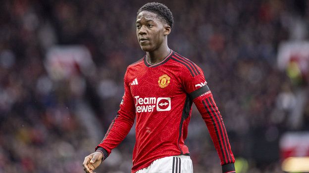 "Mainu çox istedadlı futbolçudur”