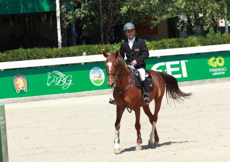 Anar Hümbətov Özbəkistanda konkur üzrə beynəlxalq yarışda iştirak edib