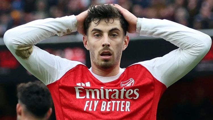 Haverts yenə zədələndi