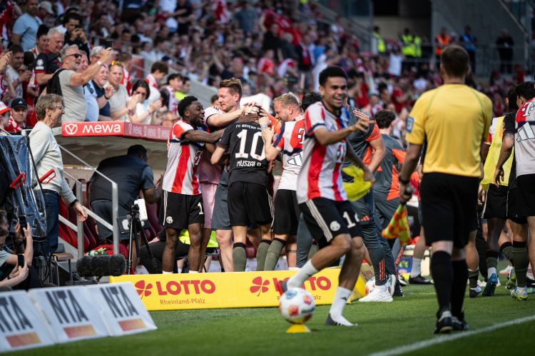 “Bavariya” Bundesliqada yeni rekorda imza atdı