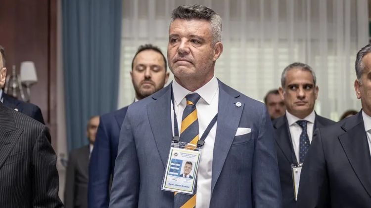 “Fənərbağça”da növbədənkənar seçkinin tarixi açıqlandı