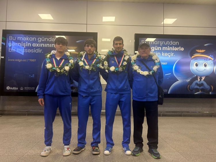 İtaliyada iki medal qazanan avarçəkənlərimiz vətənə qayıdıb
