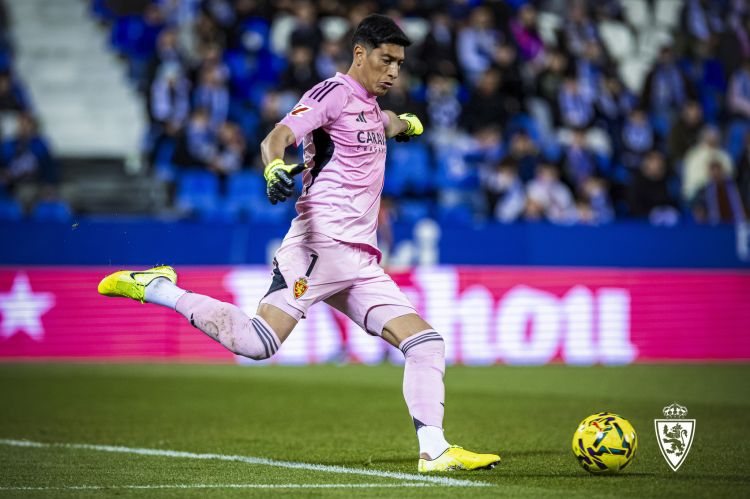 “Saraqosa”nın qapıçısı 13 oyunluq cəzalandırıldı