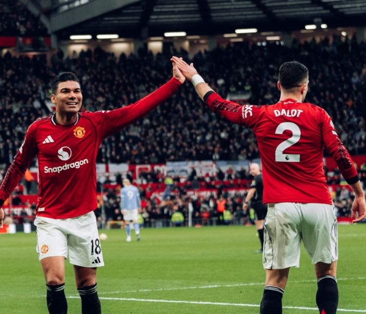 “Mançester Yunayted”də aprelin ən yaxşı futbolçusu müəyyənləşdi