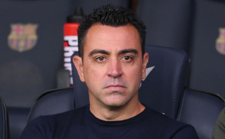 Xavi “Çelsi”ni çalışdırmaq istəyir, amma...
