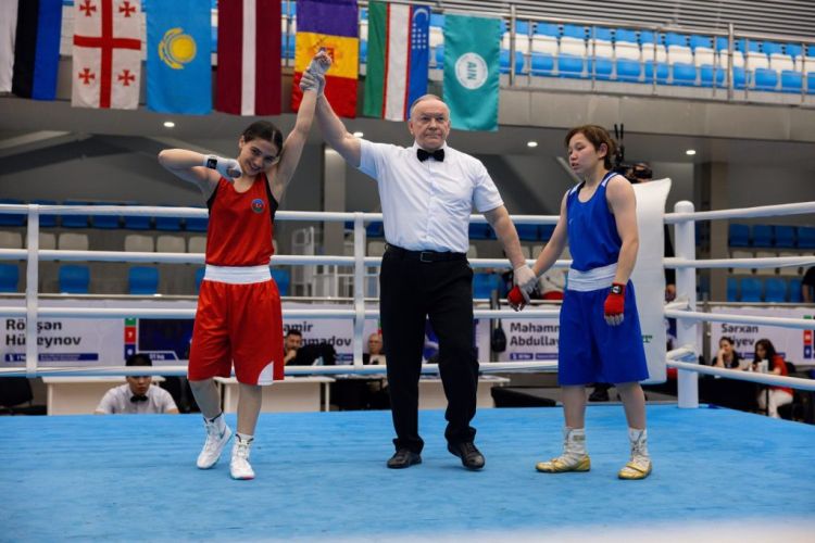 “Heydər Əliyev kuboku-2026”: Azərbaycanın qız boksçulardan ibarət millisi 17 medalla komanda hesabında birinci olub
