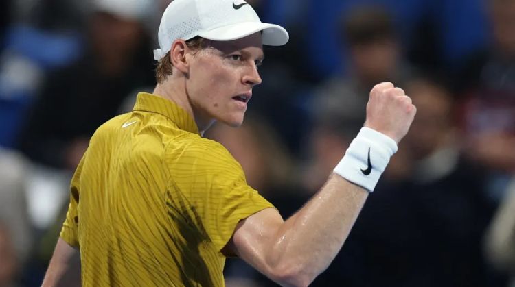 Sinner Federer rekorduna çatdı