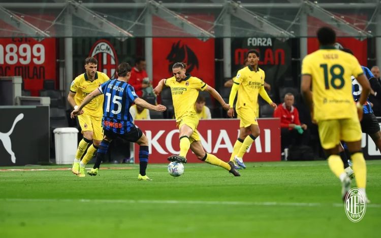 “Milan” evdə “Atalanta”ya məğlub oldu