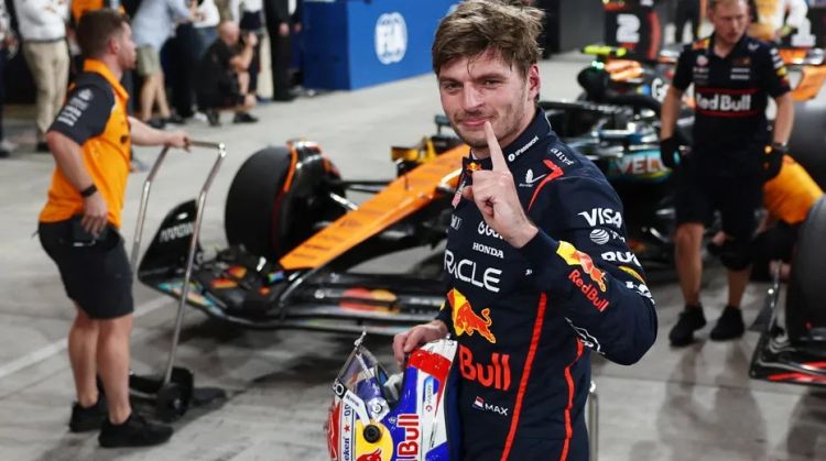Verstappen təhlükəsizlik səbəbilə “24 Saat Nürburqrinq” açılış paradını buraxacaq