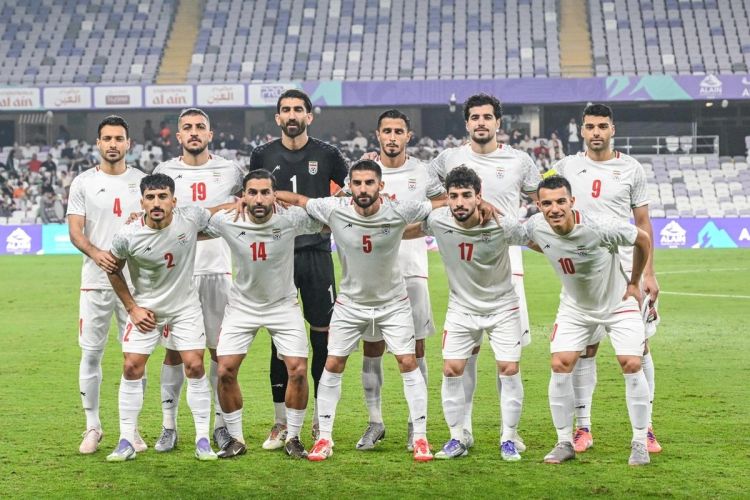 İran millisi dünya çempionatı üçün yeni formasını təqdim etdi