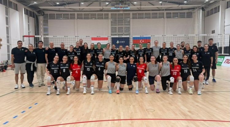 Azərbaycanın qadın voleybolçulardan ibarət millisinin Macarıstandakı təlim-məşq toplanışı başa çatıb