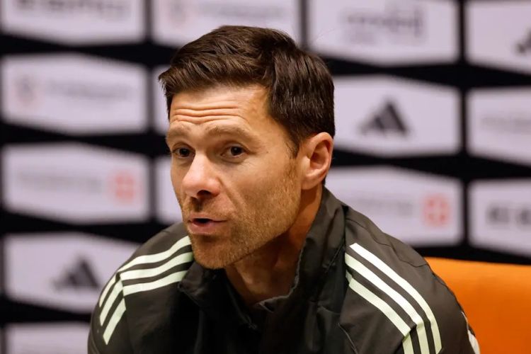 Xabi Alonso “Çelsi” ilə prinsipial razılığa gəldi