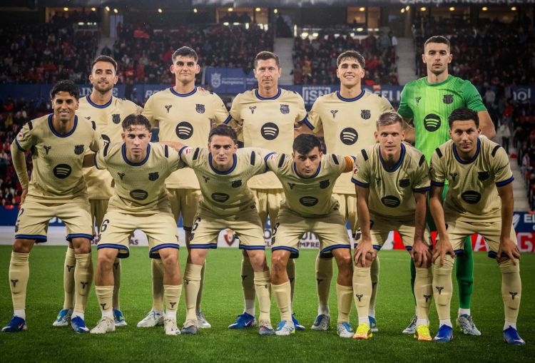 “Barselona” üç futbolçunu satışa çıxarır
