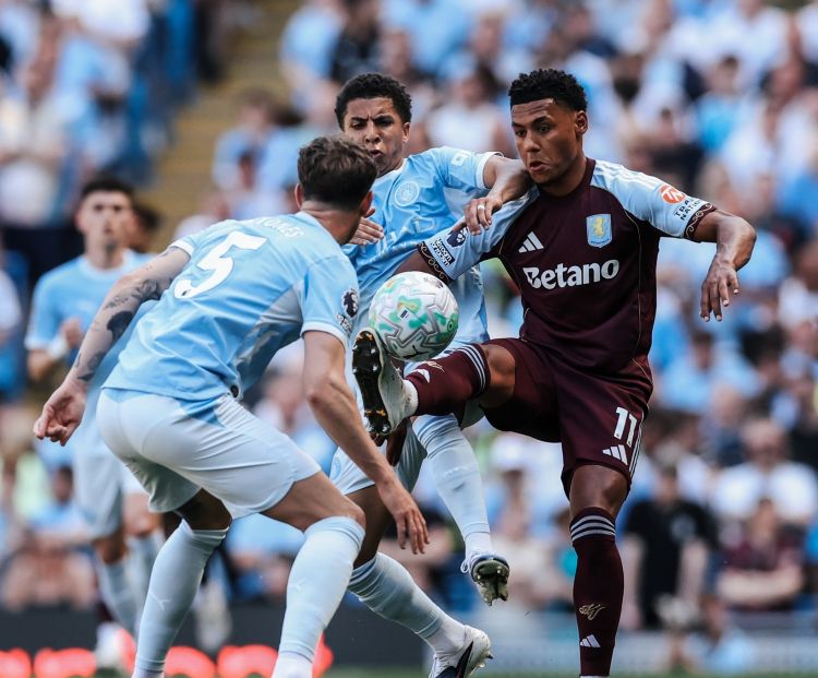 “Aston Villa” “Mançester Siti”ni məğlub etdi