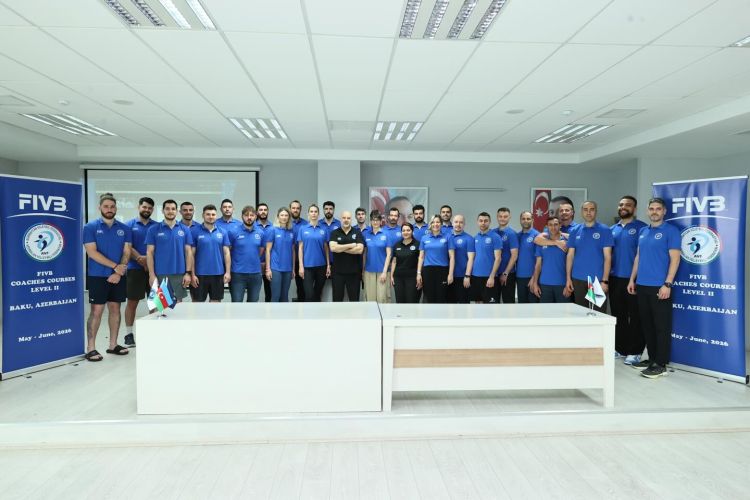 Bakıda FIVB-nin dəstəyi ilə voleybol məşqçiləri üçün "Level-2" kursu start götürüb