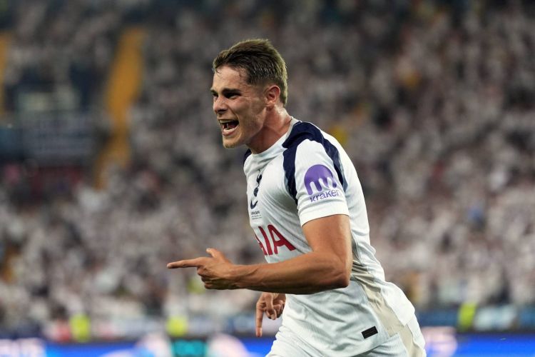 “Liverpul” van de Veni transfer etmək istəyir