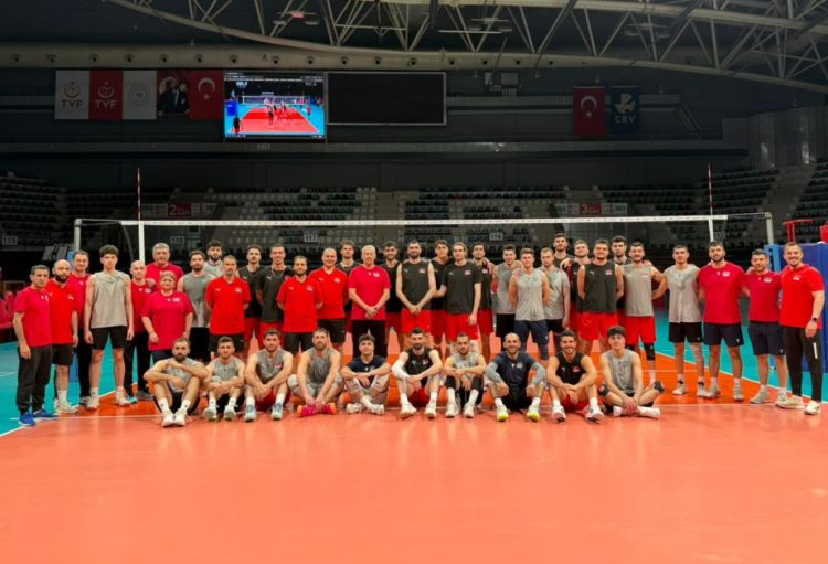 Kişi voleybolçularımız Avropa Liqası öncəsi hazırlığı başa vurdu