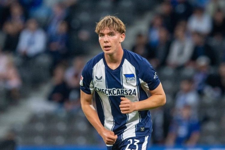“Liverpul” 16 yaşlı ulduzu transfer etmək istəyir