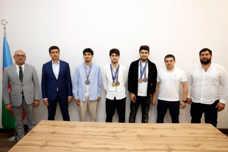 MPK rəhbərliyi parataekvondoçularla görüş keçirib