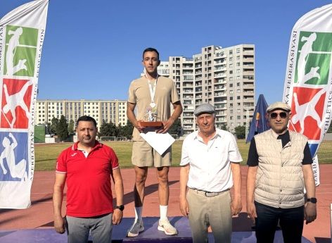 Nazim Babayev karyerasını başa vurub