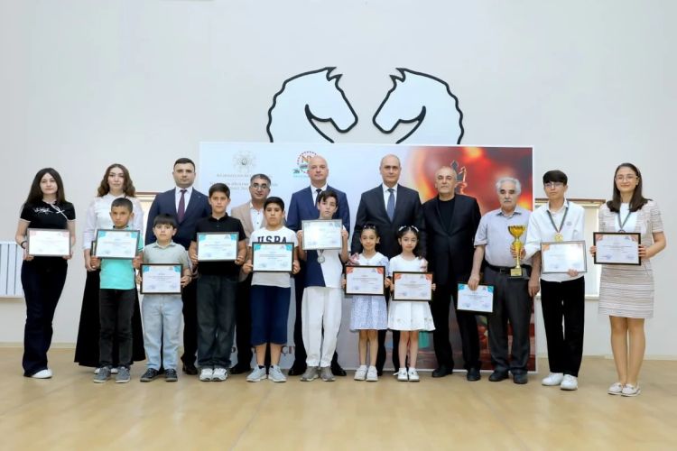 Naxçıvanda beynəlxalq reytinqli şahmat turnirinin qalibləri mükafatlandırılıb
