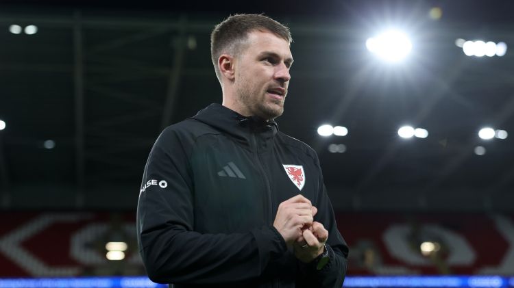 Aaron Remzi baş məşqçi kimi karyerasına başladı