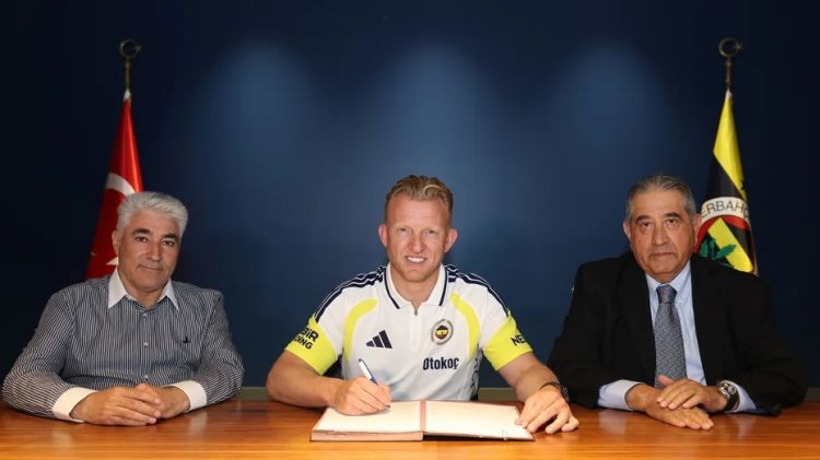 Dirk Kuyt "Fənərbağça"ya qayıtdı