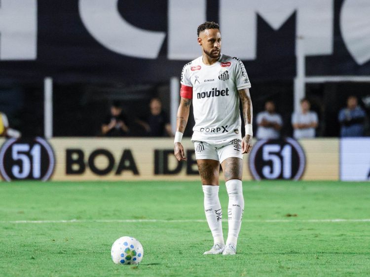 Neymar transfer danışıqlarını dayandırdı