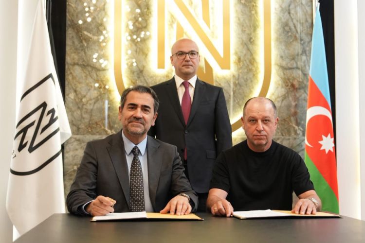 “Neftçi” baş məşqçisinə etimad göstərdi