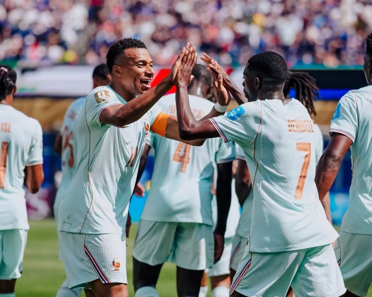 Mbappe Messini geridə qoydu