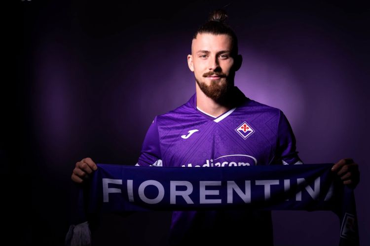 "Tottenhem" Radu Draquşini "Fiorentina"ya göndərdi