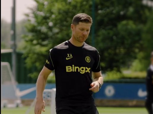 Xabi Alonso "Çelsi"də ilk məşqini keçirdi