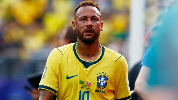 "Neymarı heç vaxt ən yüksək səviyyəli futbolçu hesab etməmişəm"
