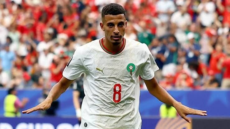 "Ayaks" Mərakeş millisinin yarımmüdafiəçisini transfer etmək istəyir