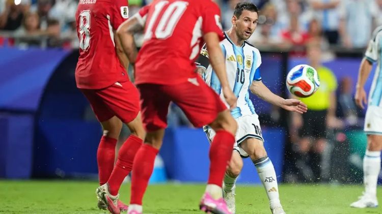 Argentina əlavə vaxtda İsveçrəni məğlub edib yarımfinala yüksəldi