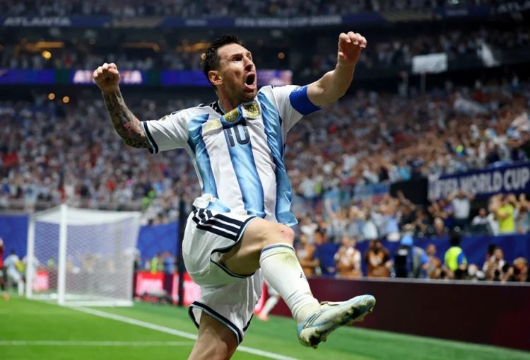 "Messi bəzən komandasının zəif nöqtəsinə çevrilir"